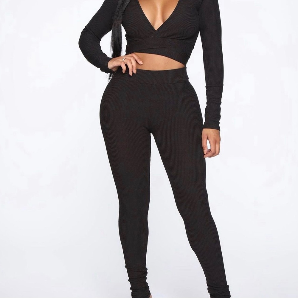 Pants and top set - black